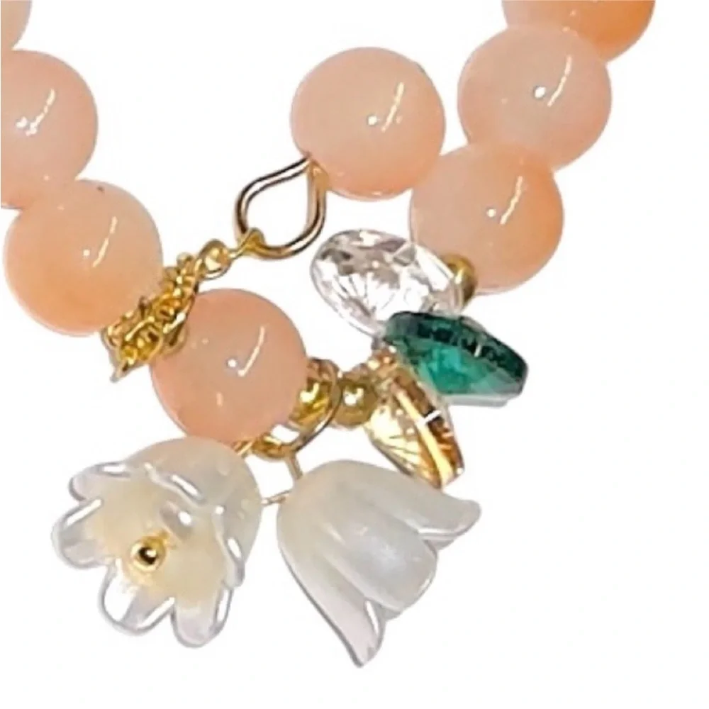UNBRANDED STRETCH Bracelet With Lily Of The Valley GLASS BEADS - Picture 4 of 8